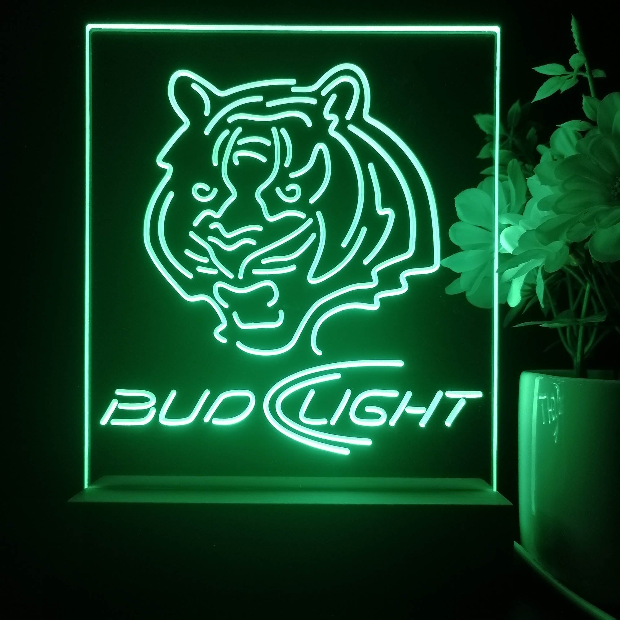 Bud Light Cincinnati Bengals 3D Illusion Night Light Desk Lamp