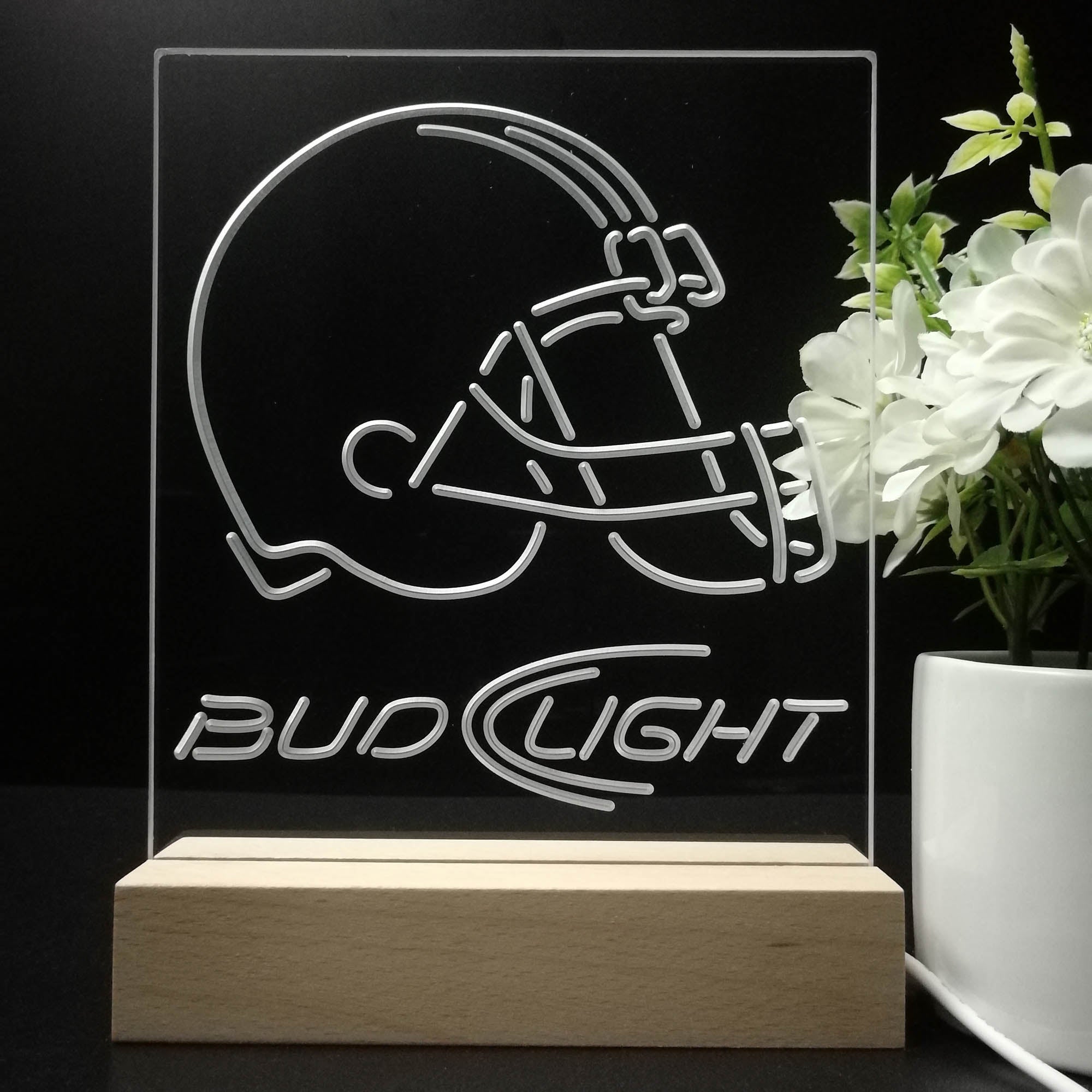 Bud Light Cleveland Browns 3D Illusion Night Light Desk Lamp