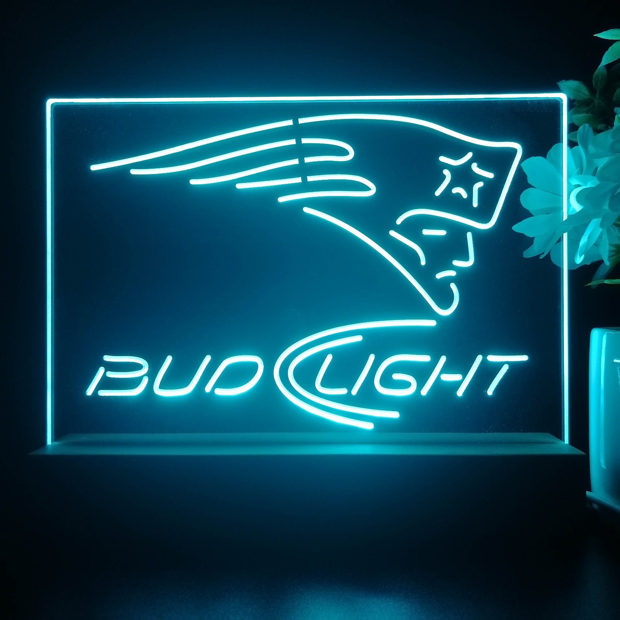 Bud Light New England Patriots Night Light Pub Bar Lamp