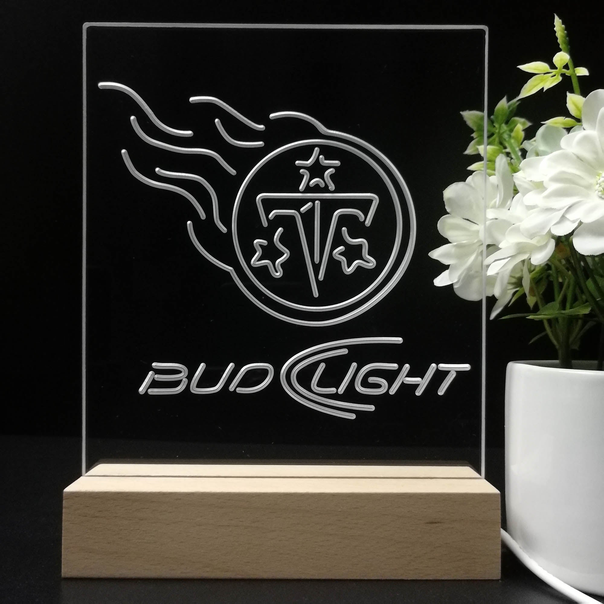 Bud Light Red Tennessee Titans 3D Illusion Night Light Desk Lamp