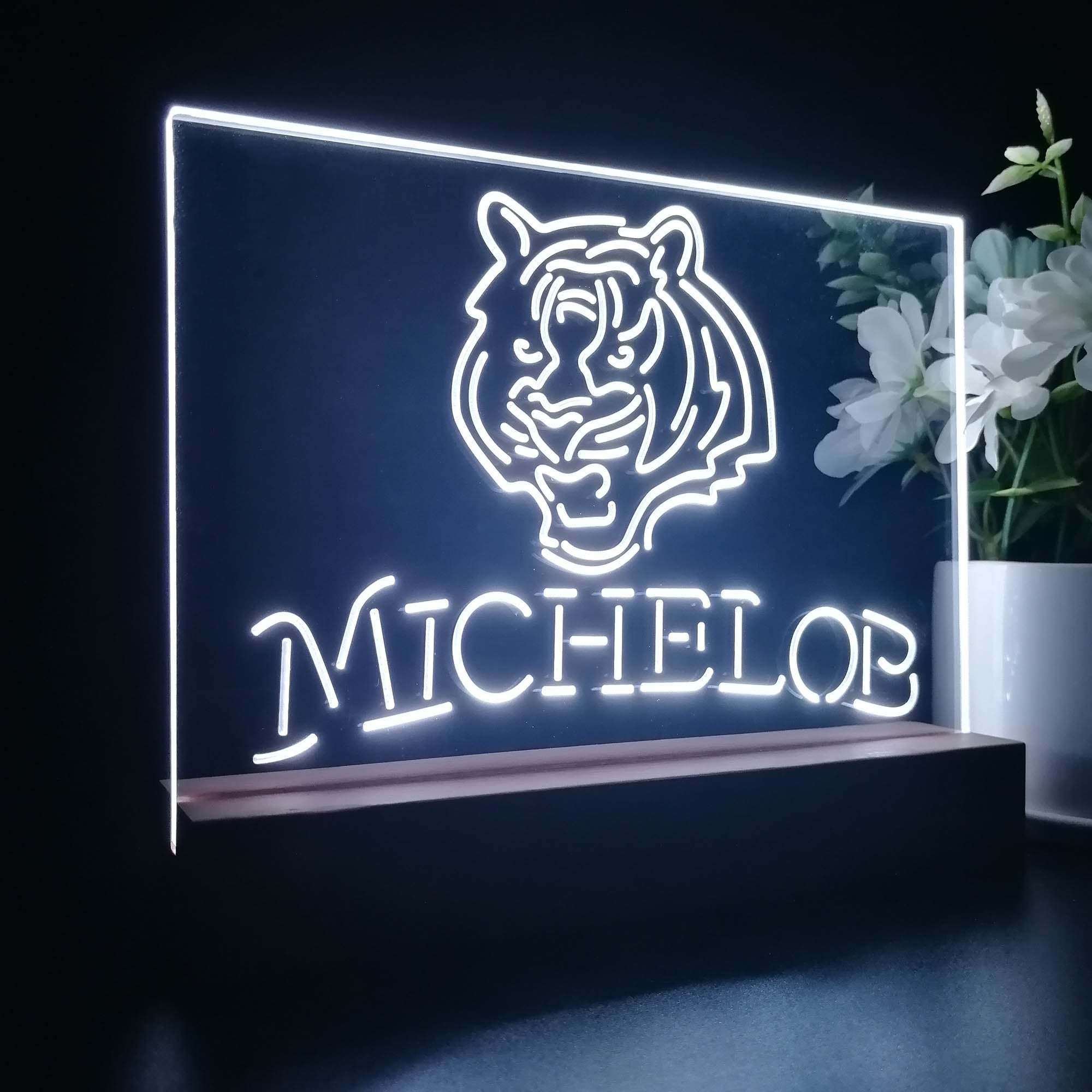 Michelob Bar Cincinnati Bengals 3D Illusion Night Light Desk Lamp