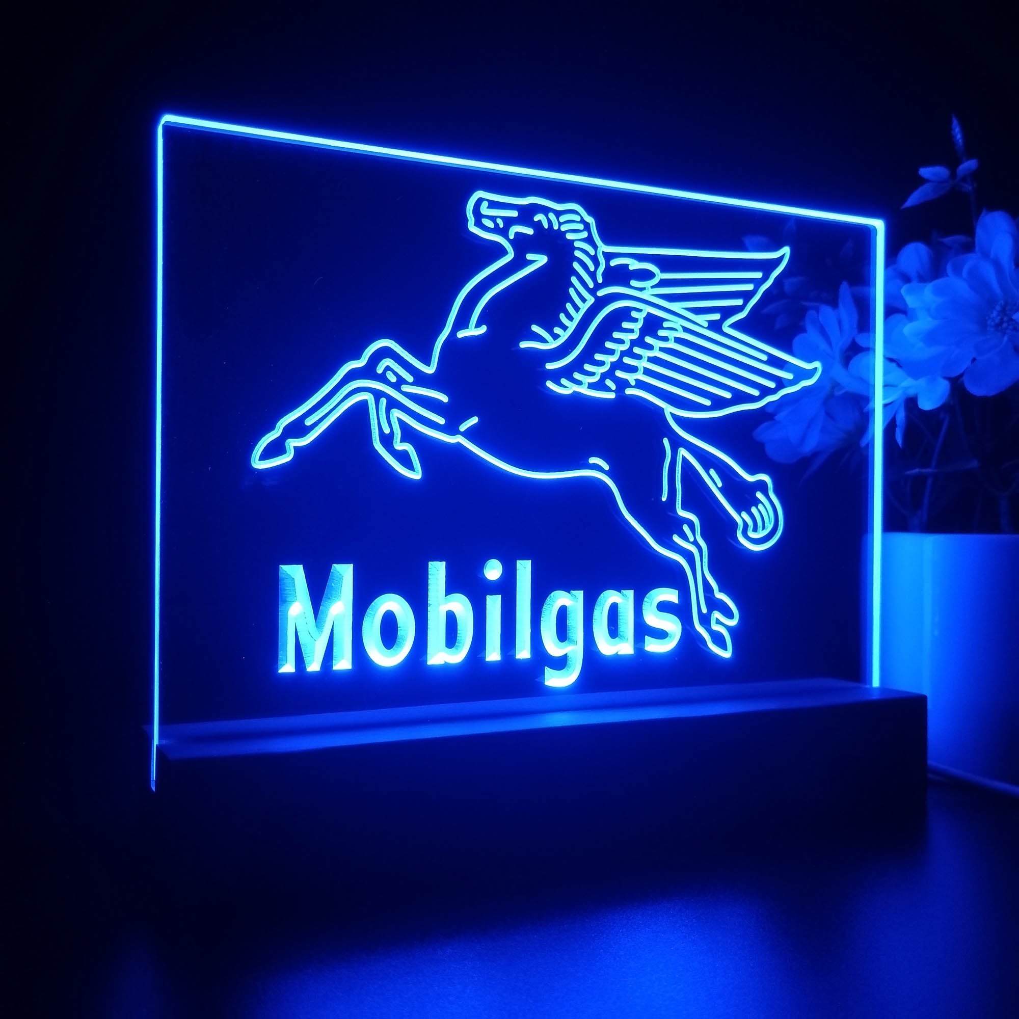 Mobil Gas Flying Horse 3D LED Illusion Night Light