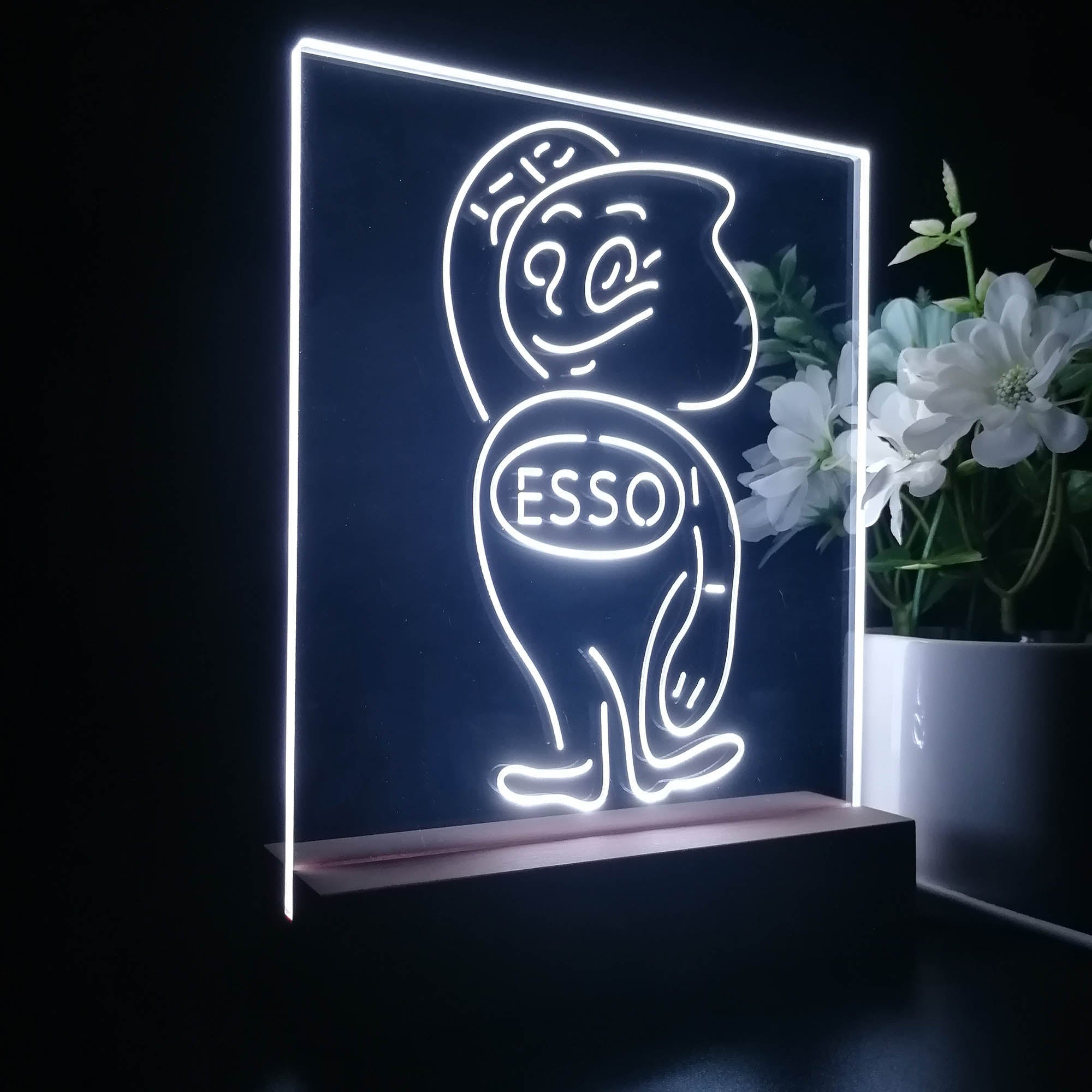 Esso Mascot Oil Gasoline 3D LED Illusion Night Light