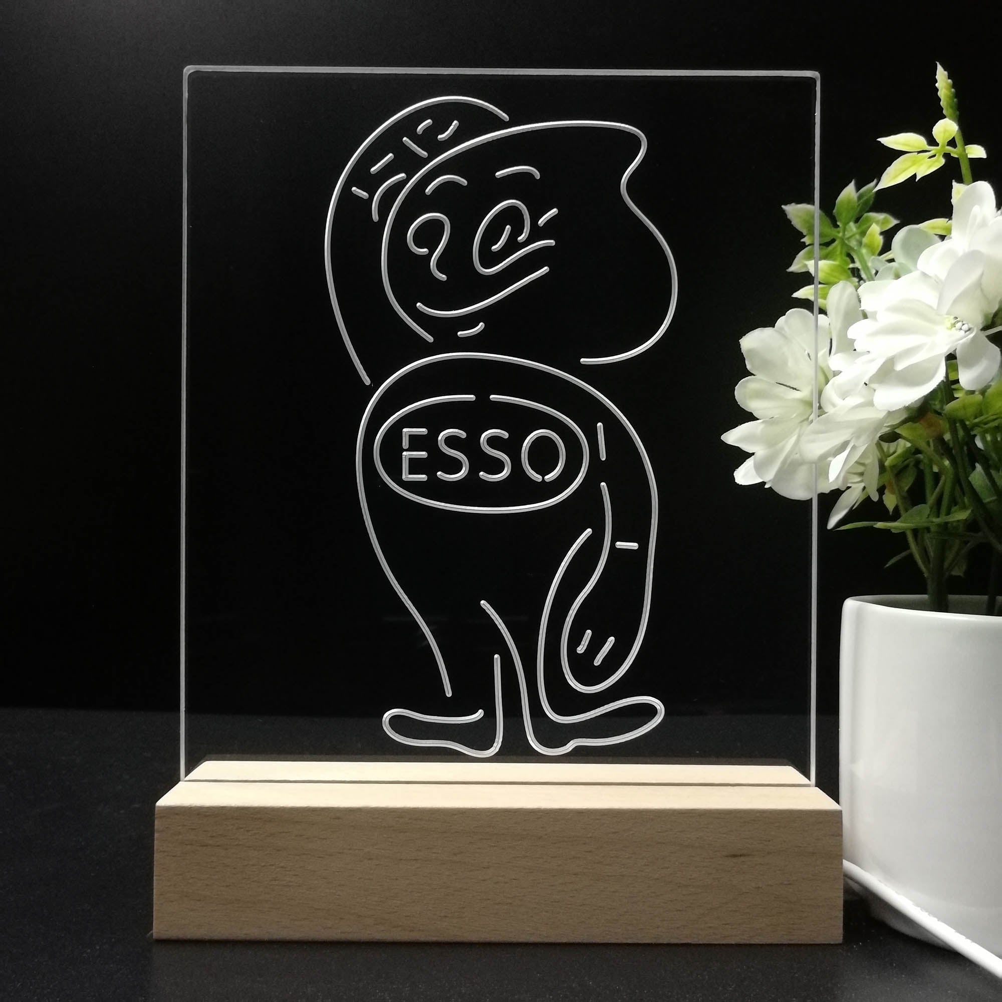 Esso Mascot Oil Gasoline 3D LED Illusion Night Light