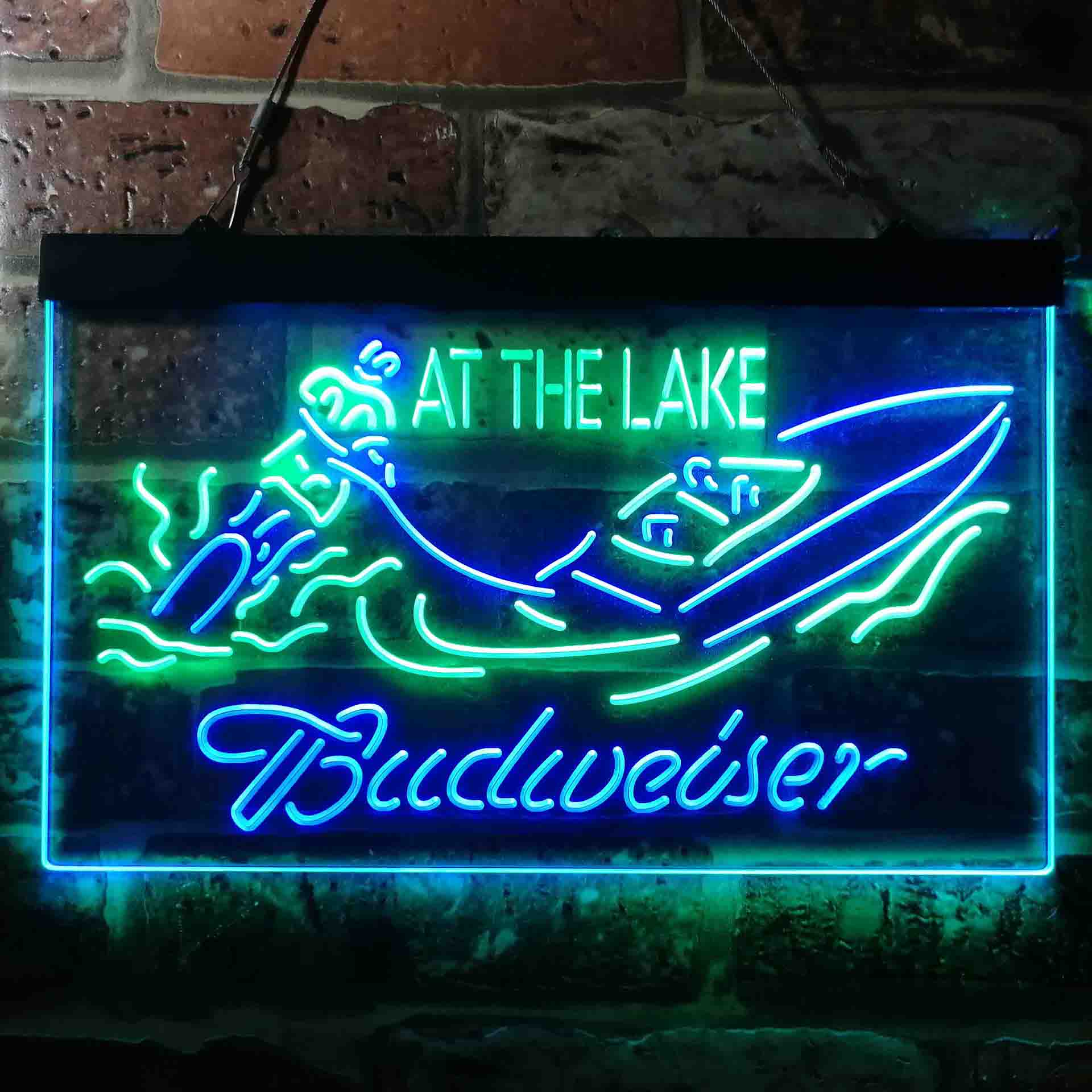 ネオン湖のLEDサインでバドワイザー